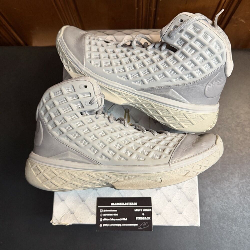Nike Zoom Kobe III 3 FTB Fade To Black Silver Size 8 Men 2015 Release 869453-004